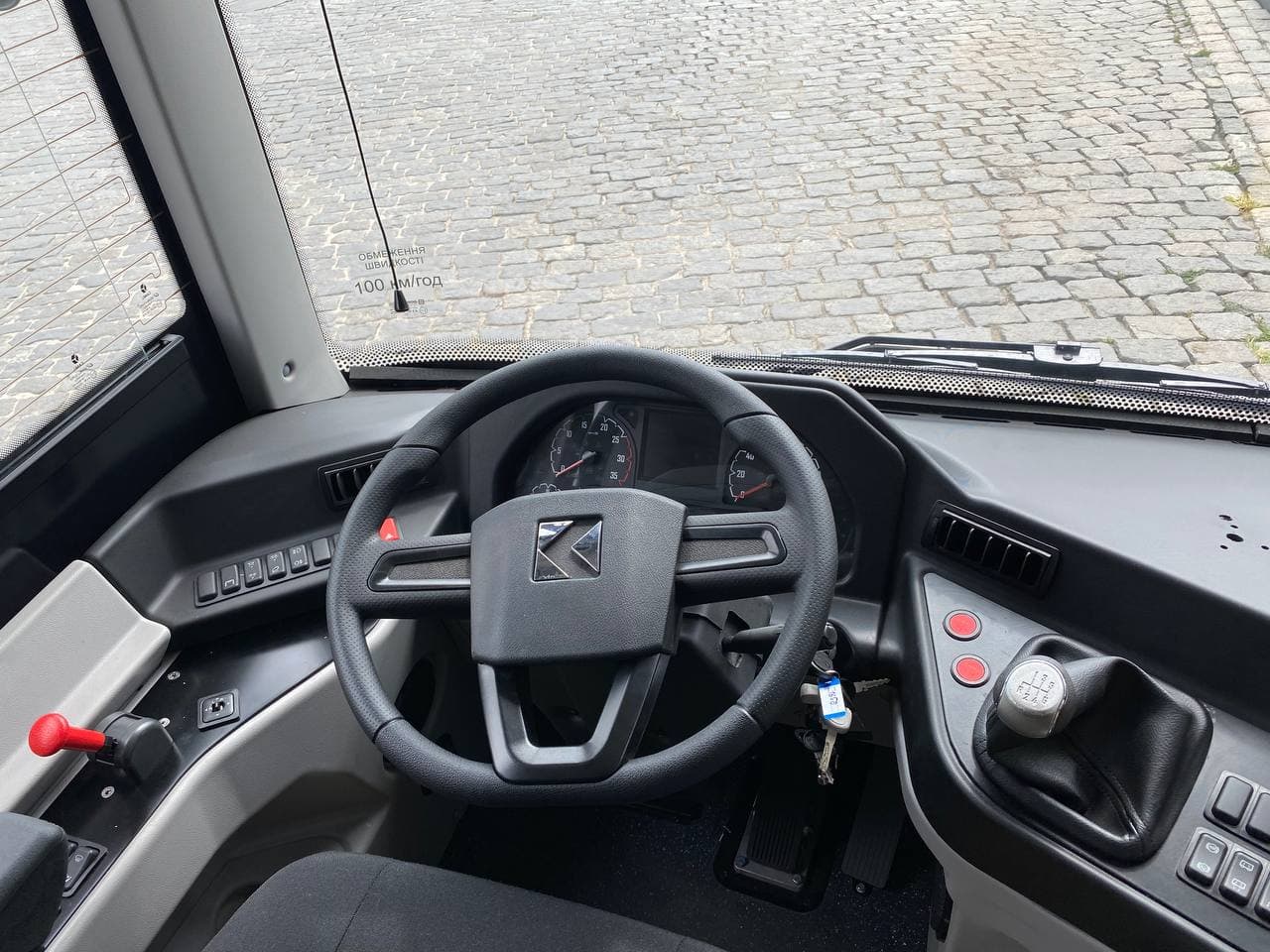 С оплатой по E-ticket и "карте харьковчанина": на какие маршруты вышла первая партия городских автобусов фото 6 5