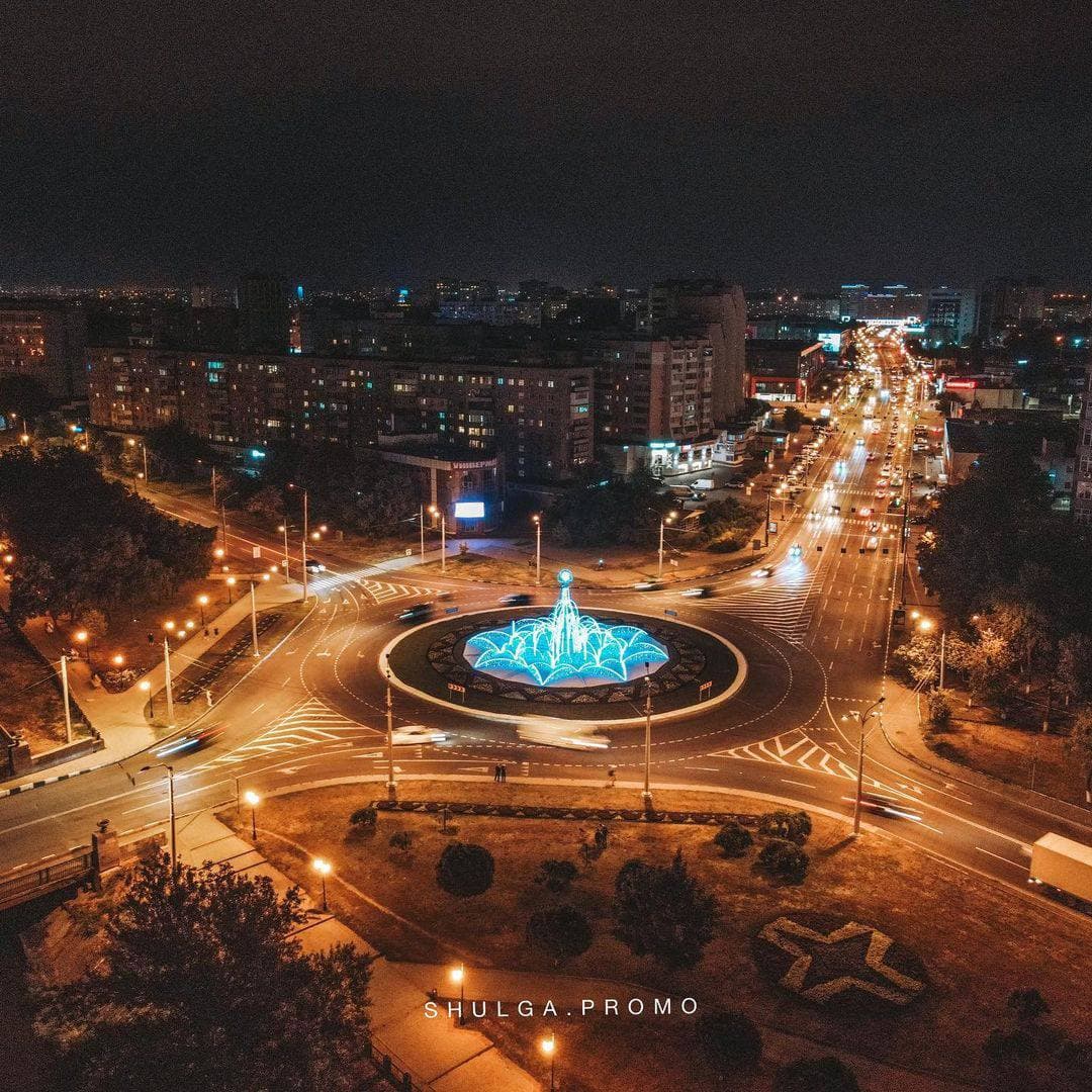 Фото и видео: в Харькове открыли световой фонтан фото 3 2