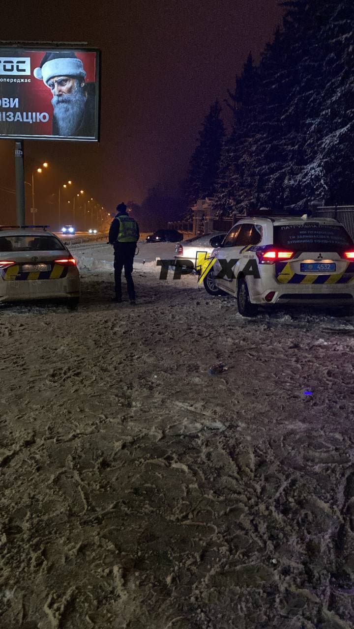 На Белгородском шоссе нарушитель на BMW уходил от погони.