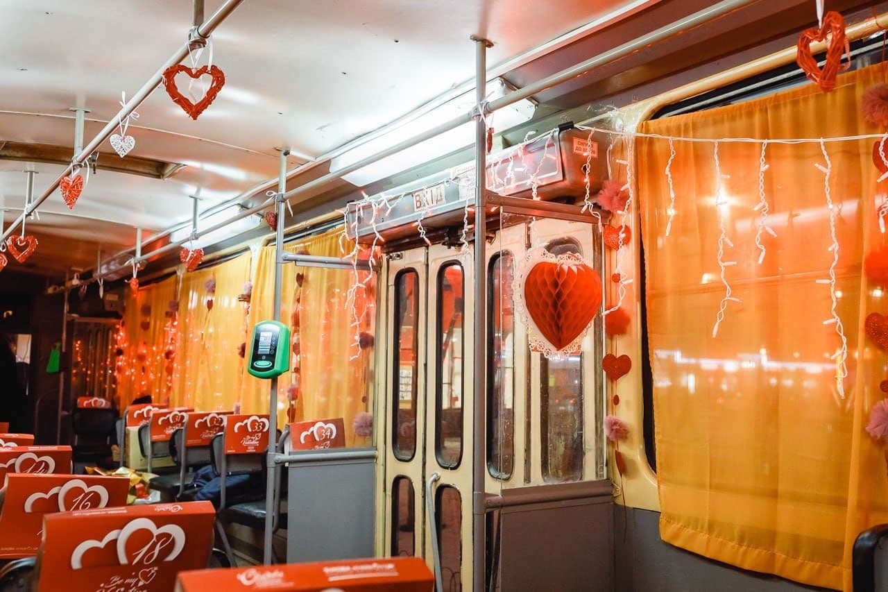 В День святого Валентина по Харькову будет курсировать "трамвай влюбленных".