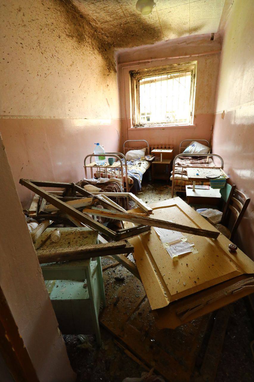 Як виглядає онкоцентр у Харкові після російських обстрілів.