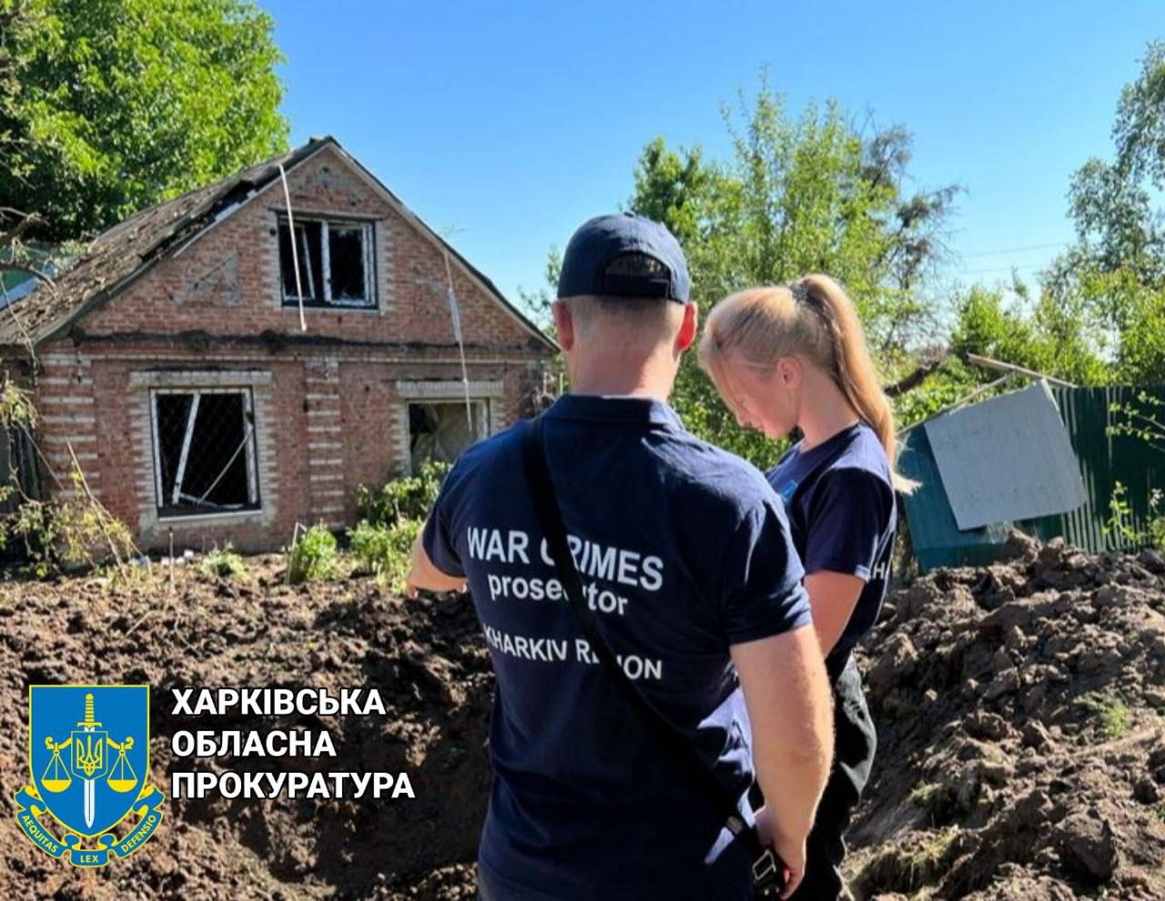 Утренний обстрел Харькова: появились фото с места попадания ракеты.