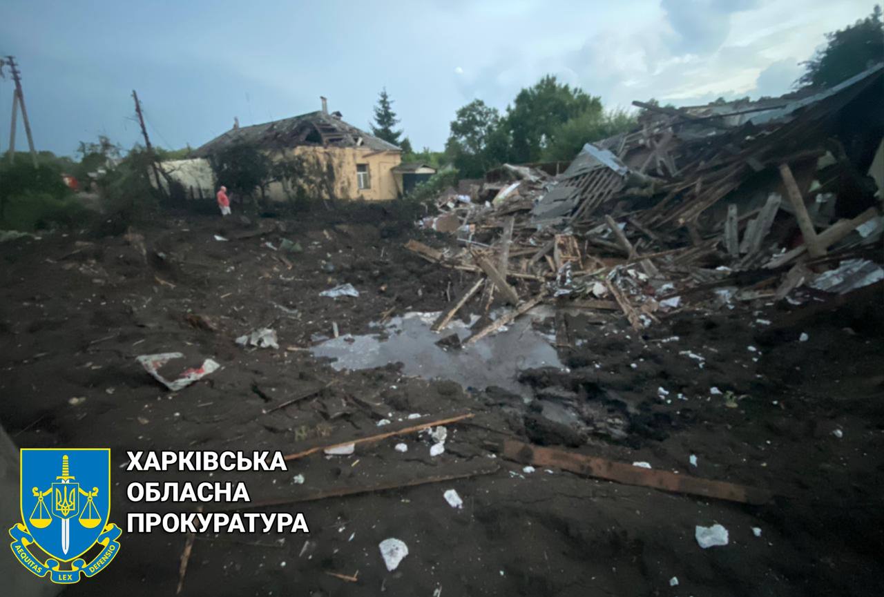 Ракетные обстрелы Харькова 10 июля: в прокуратуре показали фото с мест попадания.