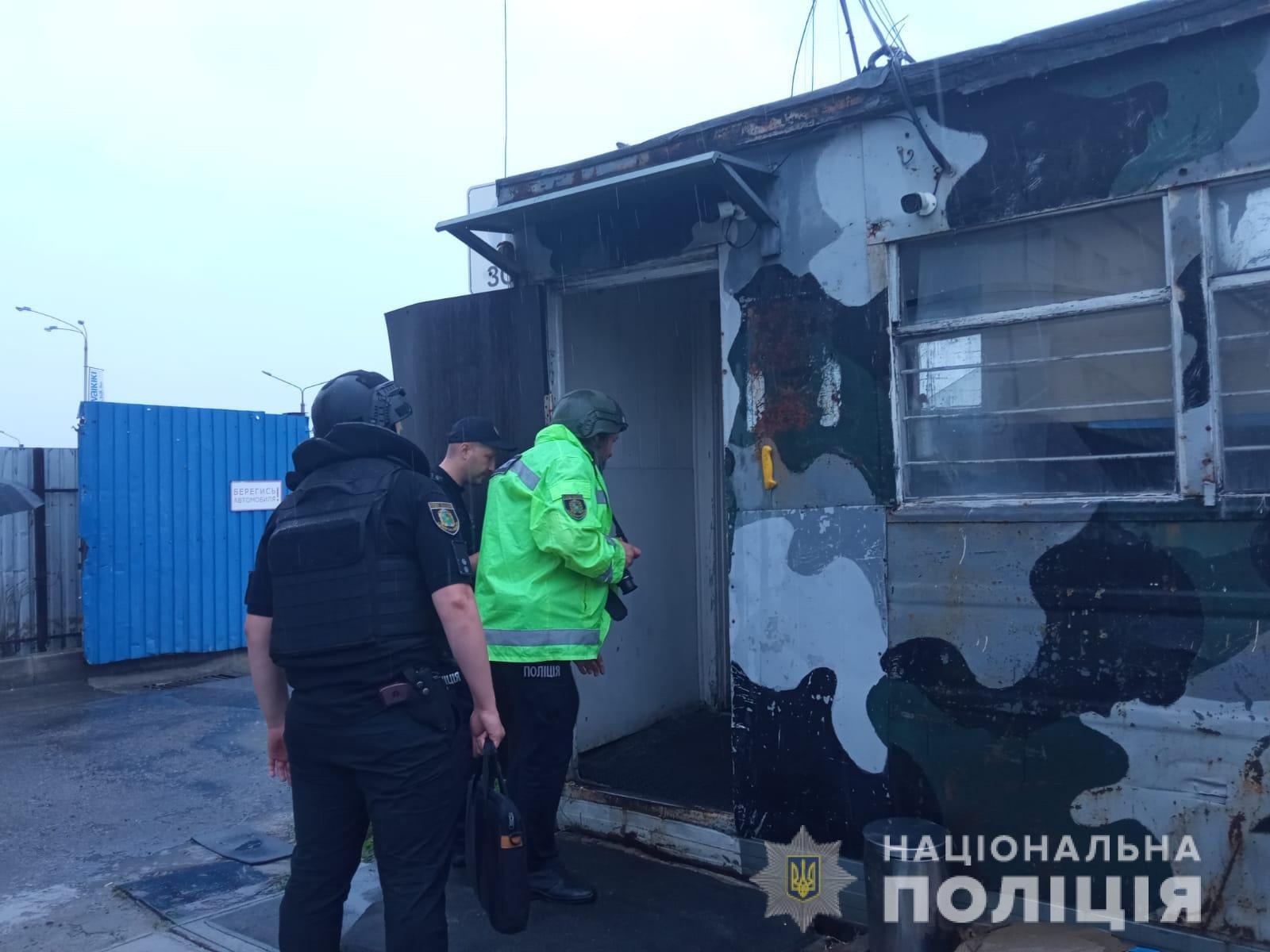 Як виглядає ТРЦ "Французький бульвар" після обстрілів з російських "Ураганів"