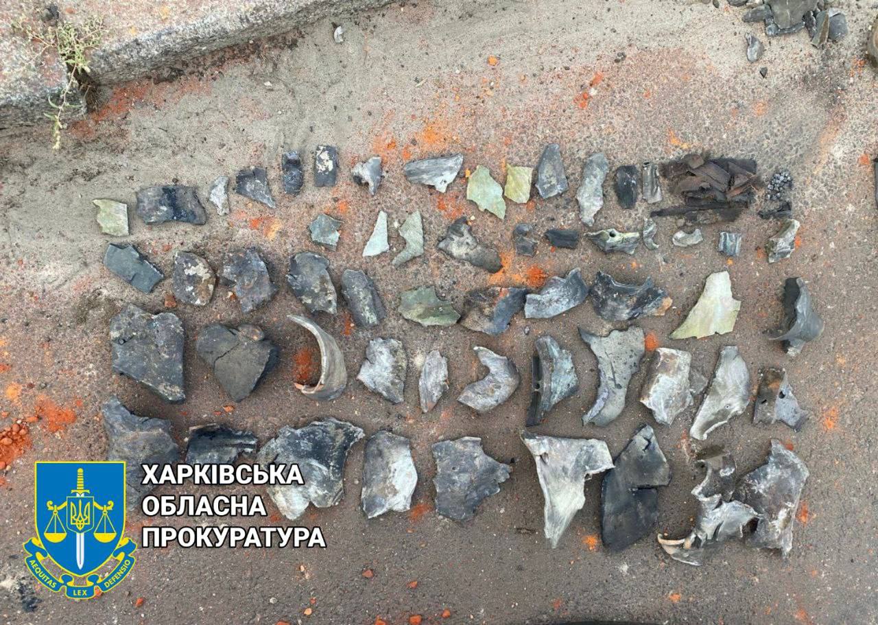 Россияне обстреляли школу в Новобаварском районе Харькова.