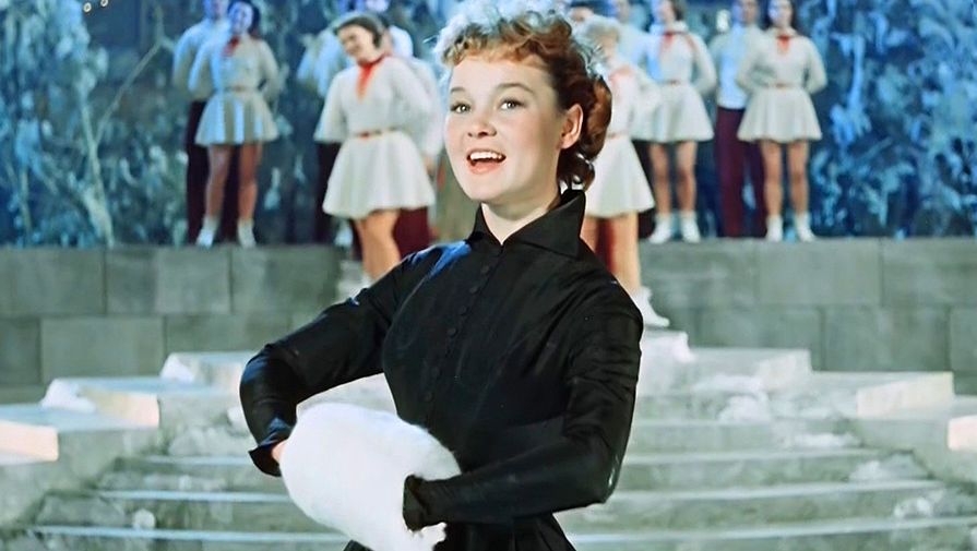 Людмила Гурченко в фильме "Карнавальная ночь"