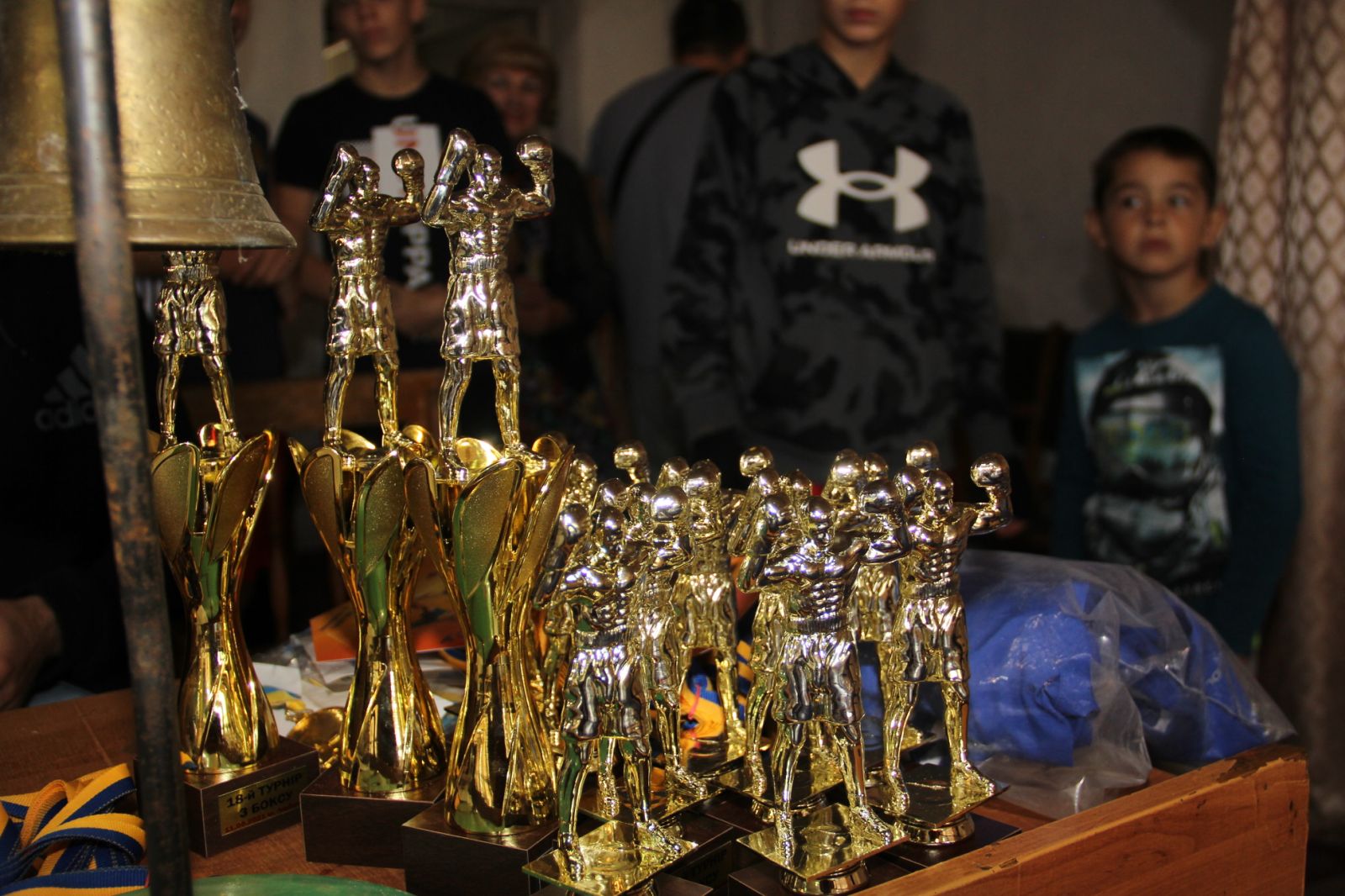 От юношей до тяжеловесов: в Люботине состоялся турнир по боксу фото 4 3