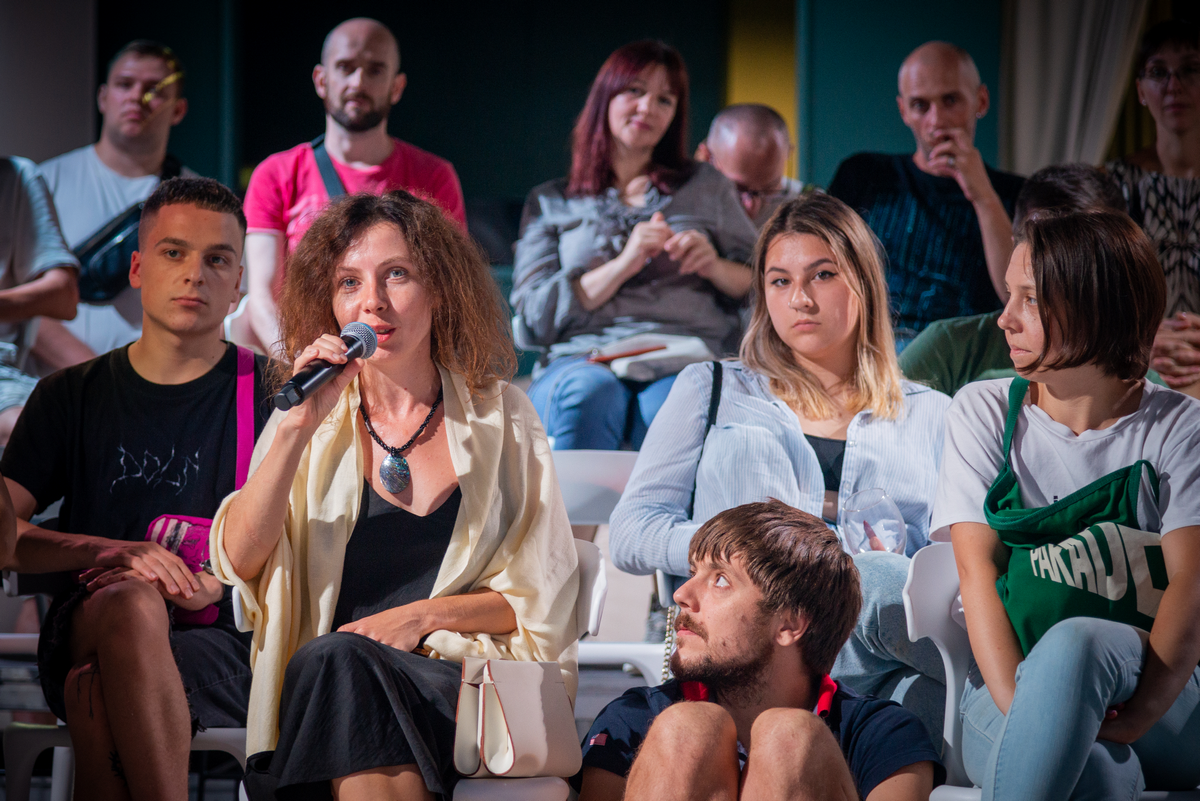 Что-то новенькое: в Харькове презентовали ALTstage — технологию создания виртуального театра на клавиатуре ноутбука фото 33 32