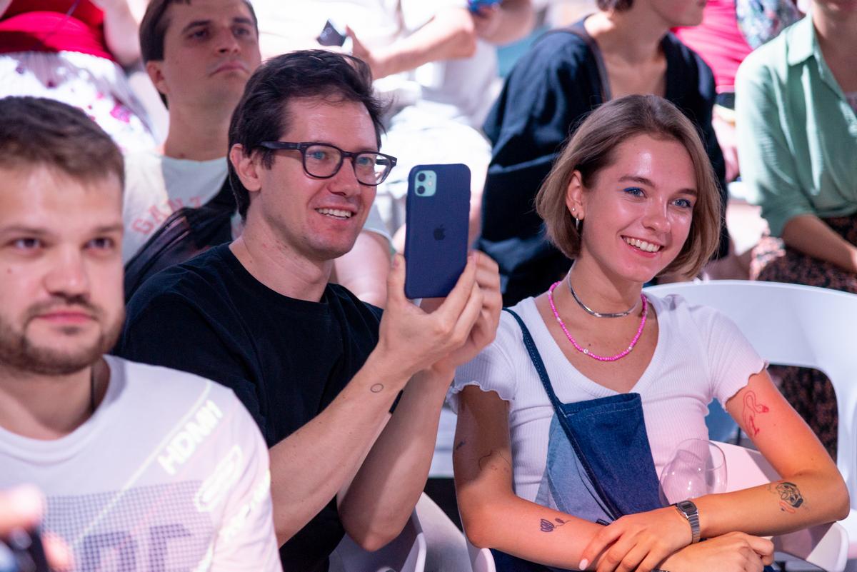 Что-то новенькое: в Харькове презентовали ALTstage — технологию создания виртуального театра на клавиатуре ноутбука фото 7 6