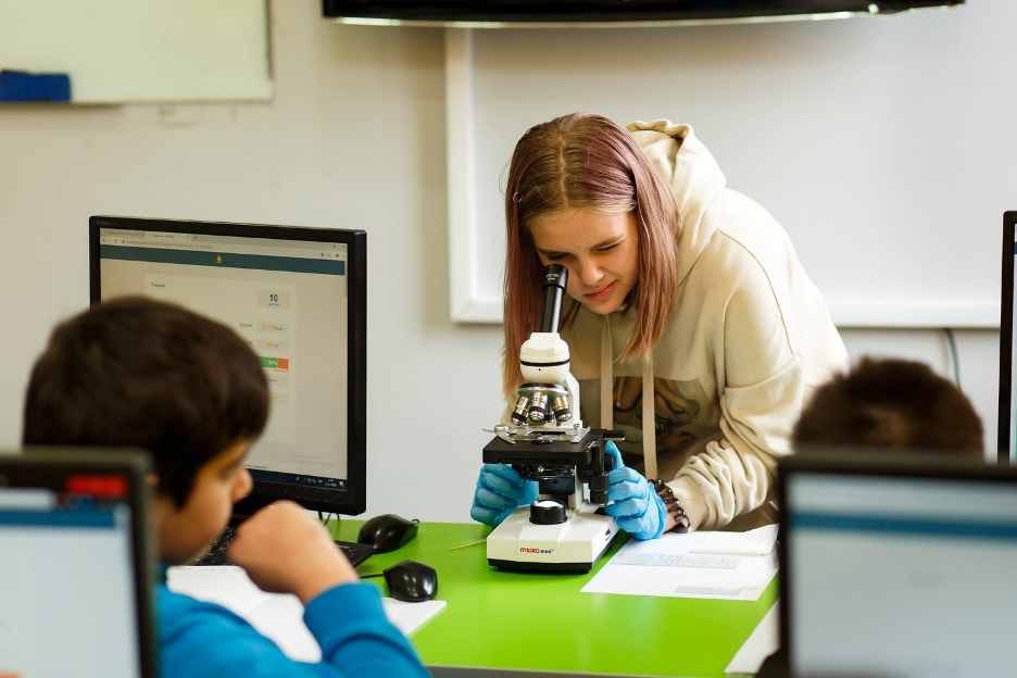 Набирают учеников: Академия ШАГ открыла лицей "IT STEP School" в Харькове фото 4 3