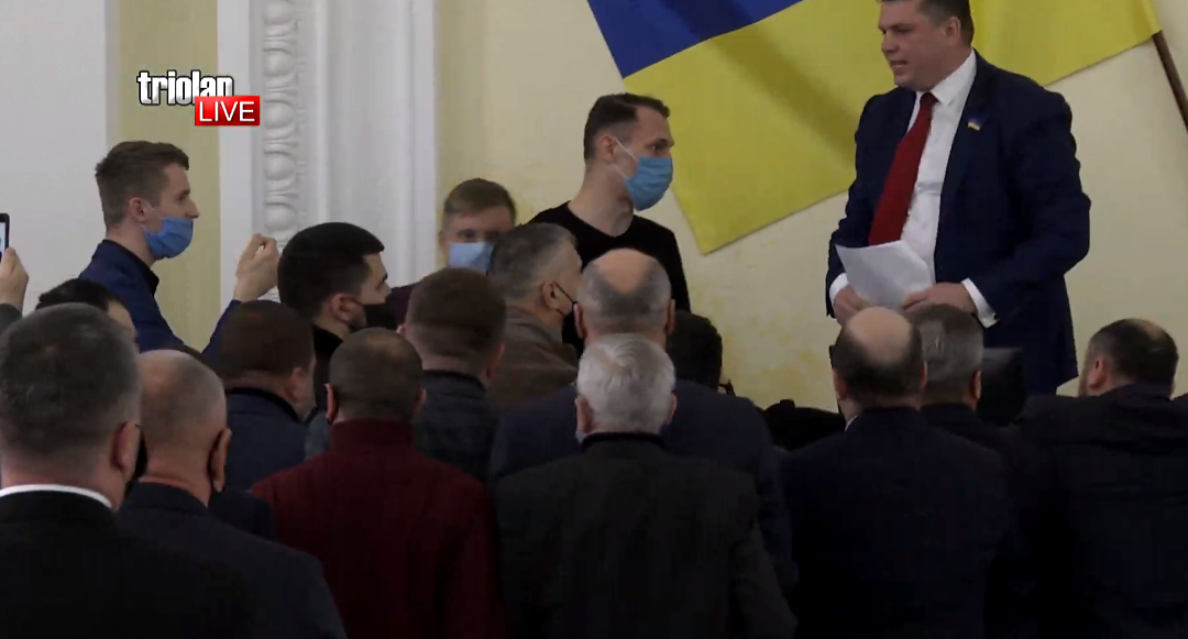 Прямой эфир: в Харькове — сессия горсовета фото 4 3