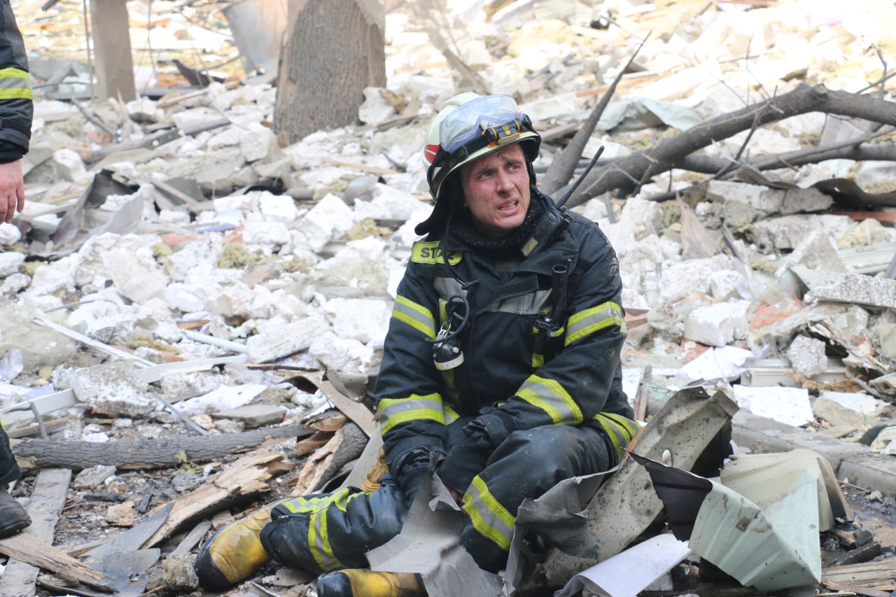 Двое погибших: оккупанты обстреляли два района Харькова ракетами "Калибр".