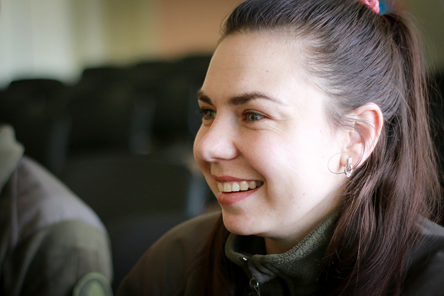 Розлучила війна: харківський нацгвардієць зіграв весілля онлайн.