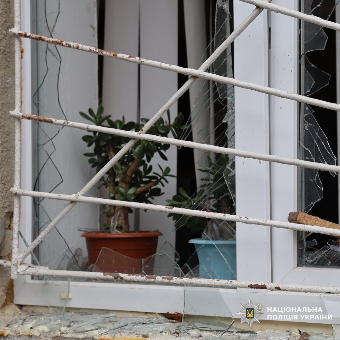 Россияне ударили по Харькову беспилотником: куда попали. Фото: Нацполиция