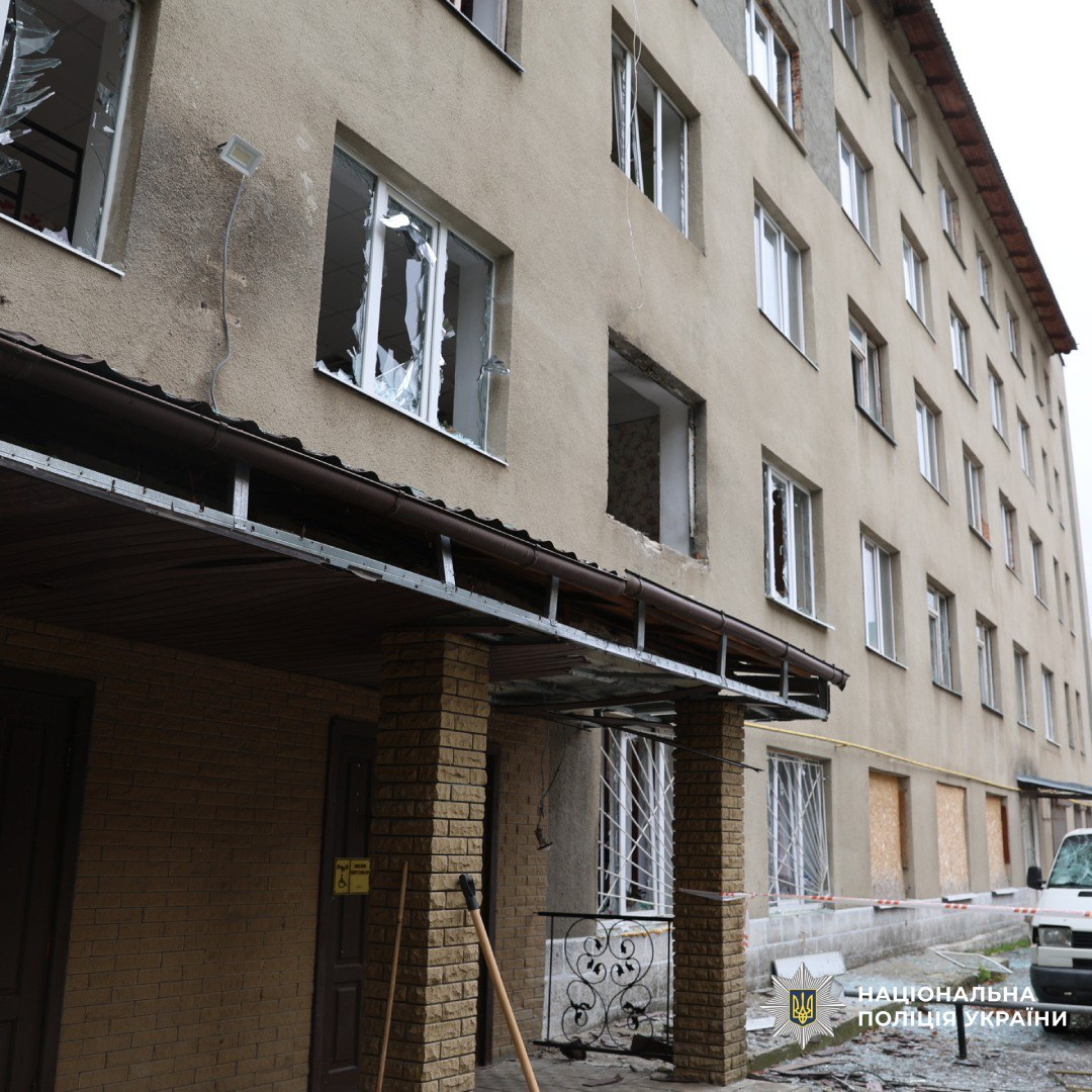 Россияне ударили по Харькову беспилотником: куда попали. Фото: Нацполиция