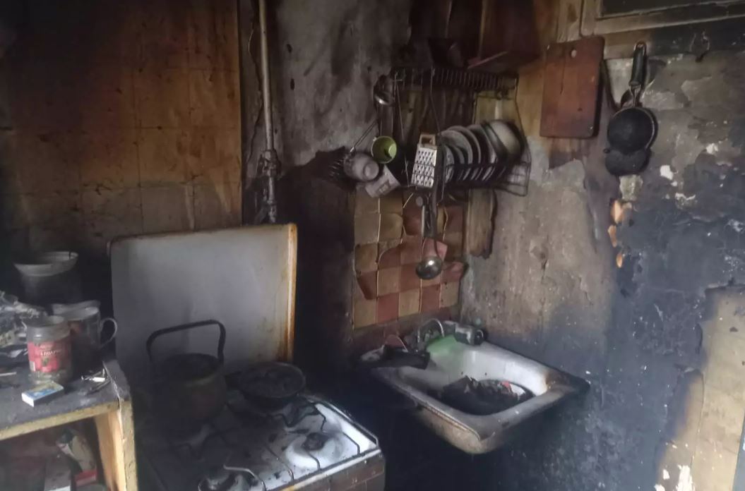 Пожар в многоэтажке под Харьковом. Фото: ГСЧС Харьковской области