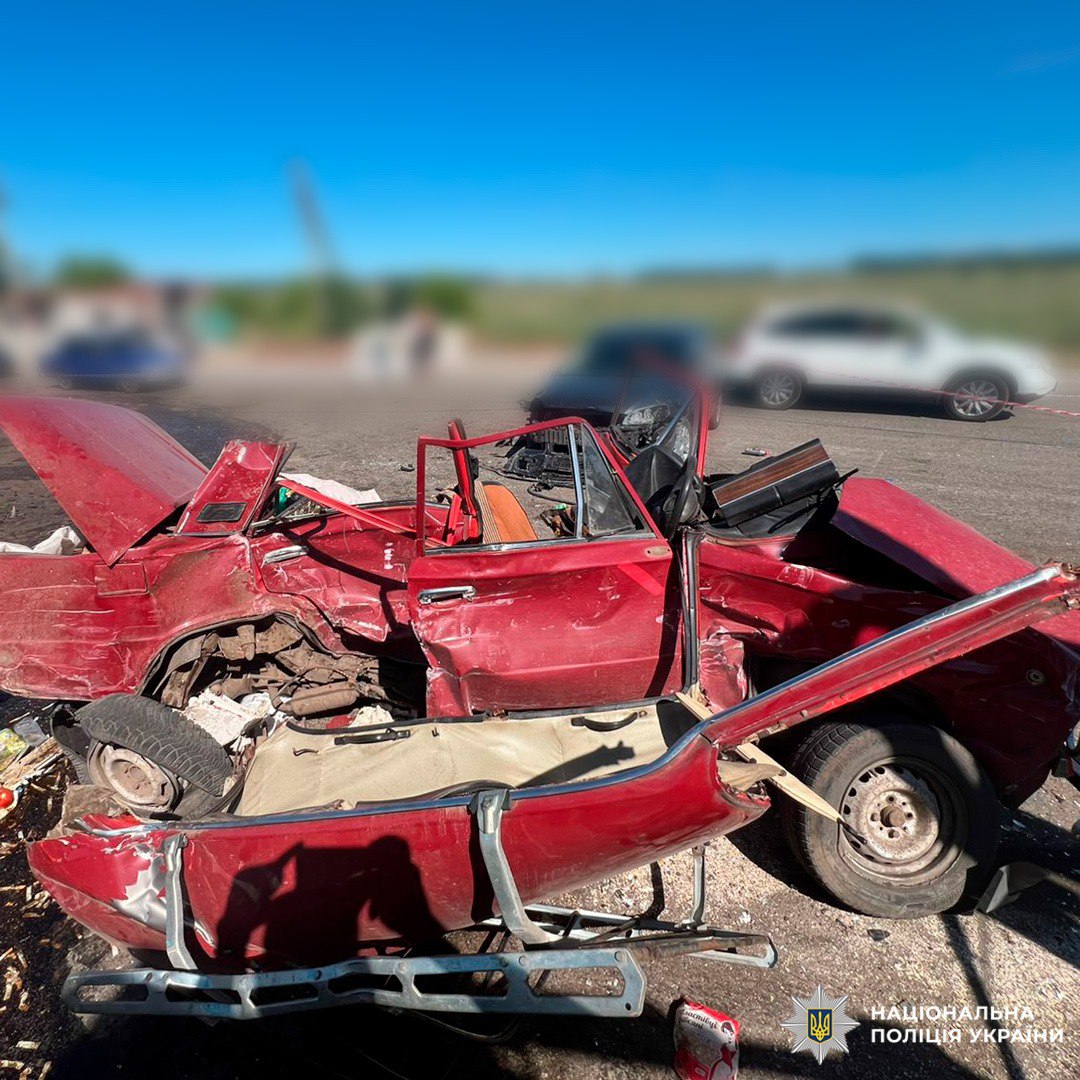 Масштабна ДТП у Харкові: зіткнулися чотири авто, є постраждалі. Фото: Нацполіція