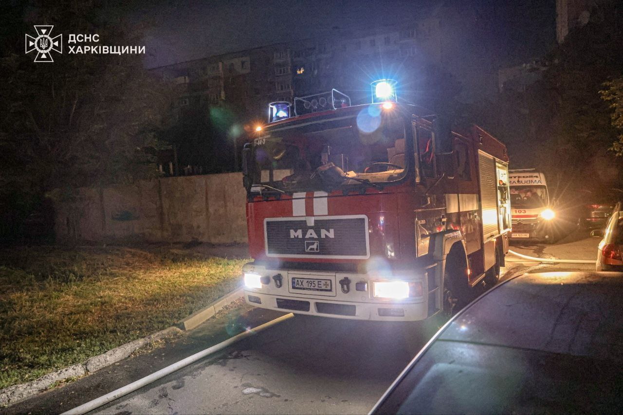 Пожар в харьковской многоэтажке: погибли два человека. Фото: ГСЧС