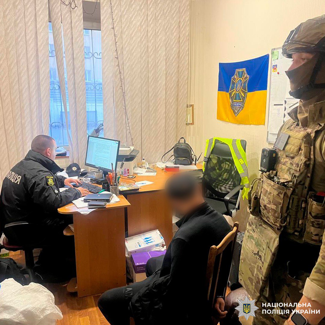 В Харькове разоблачили банду квартирных воров. Фото: Нацполиция