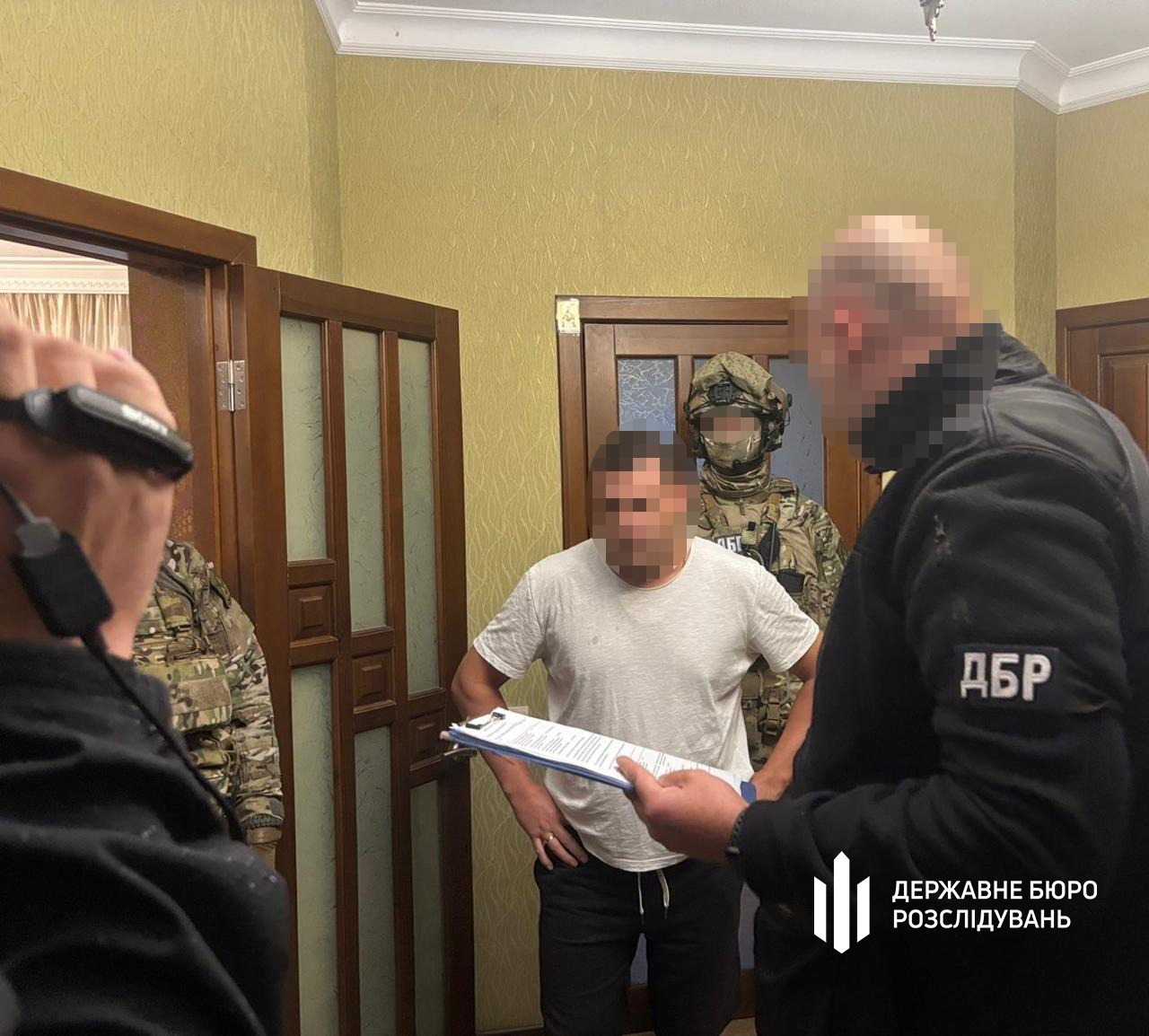 В Харькове задержали руководство колонии за издевательство над осужденными. Фото: ГБР