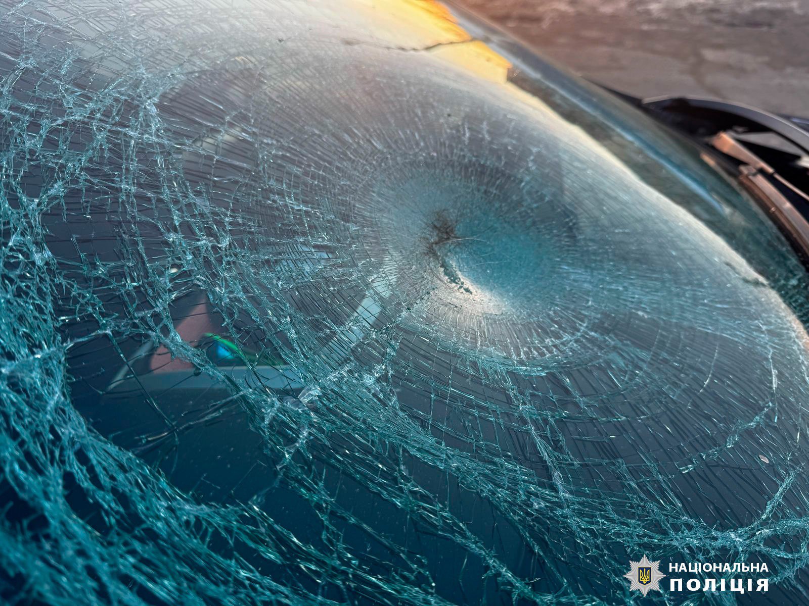 В Харьковской области нетрезвый водитель Peugeot сбил женщину на пешеходном переходе. Фото: Нацполиция