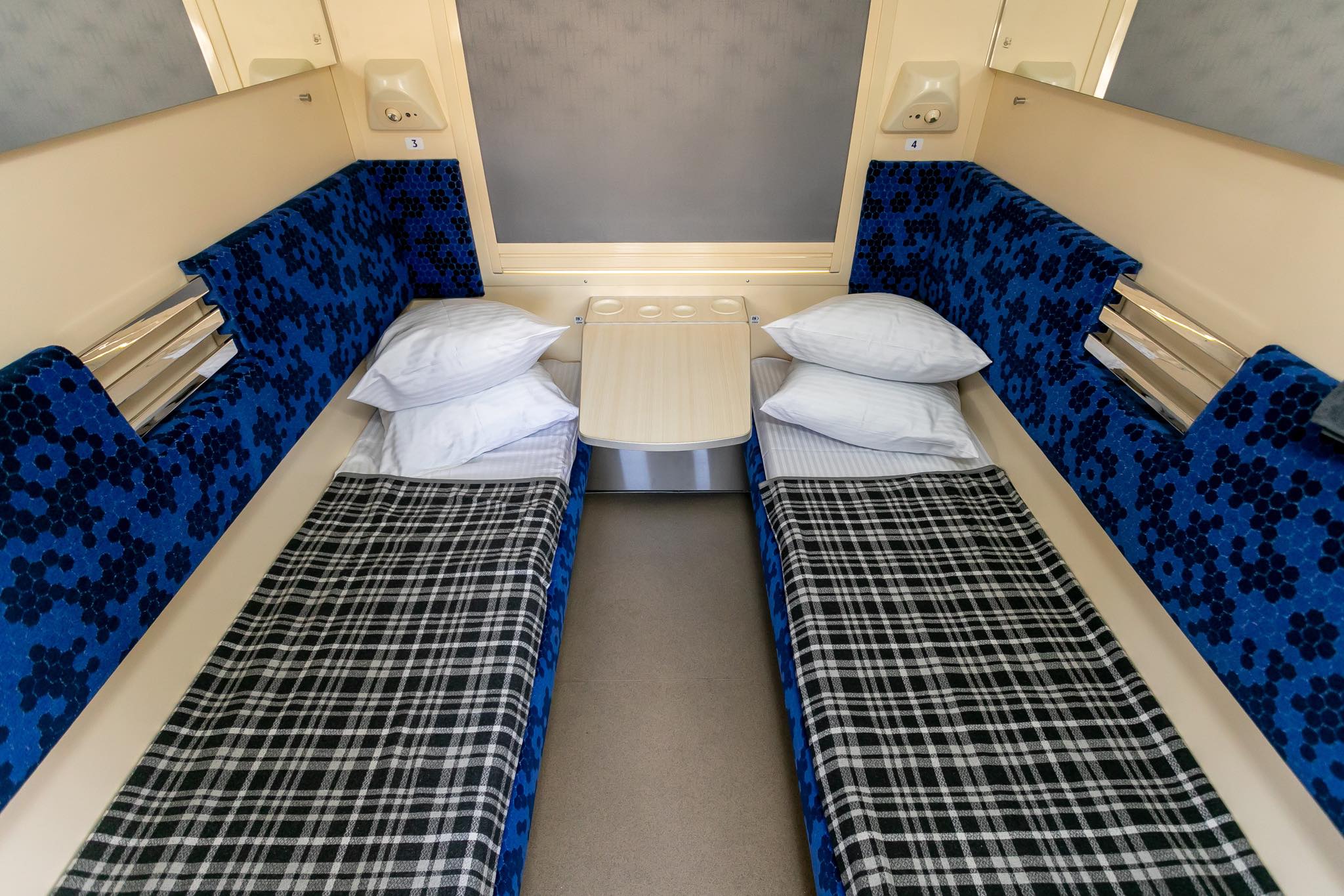 "Укрзалізниця" запустила чотири нові вагони на маршруті Львів — Харків. Фото: facebook/Ukrzaliznytsia