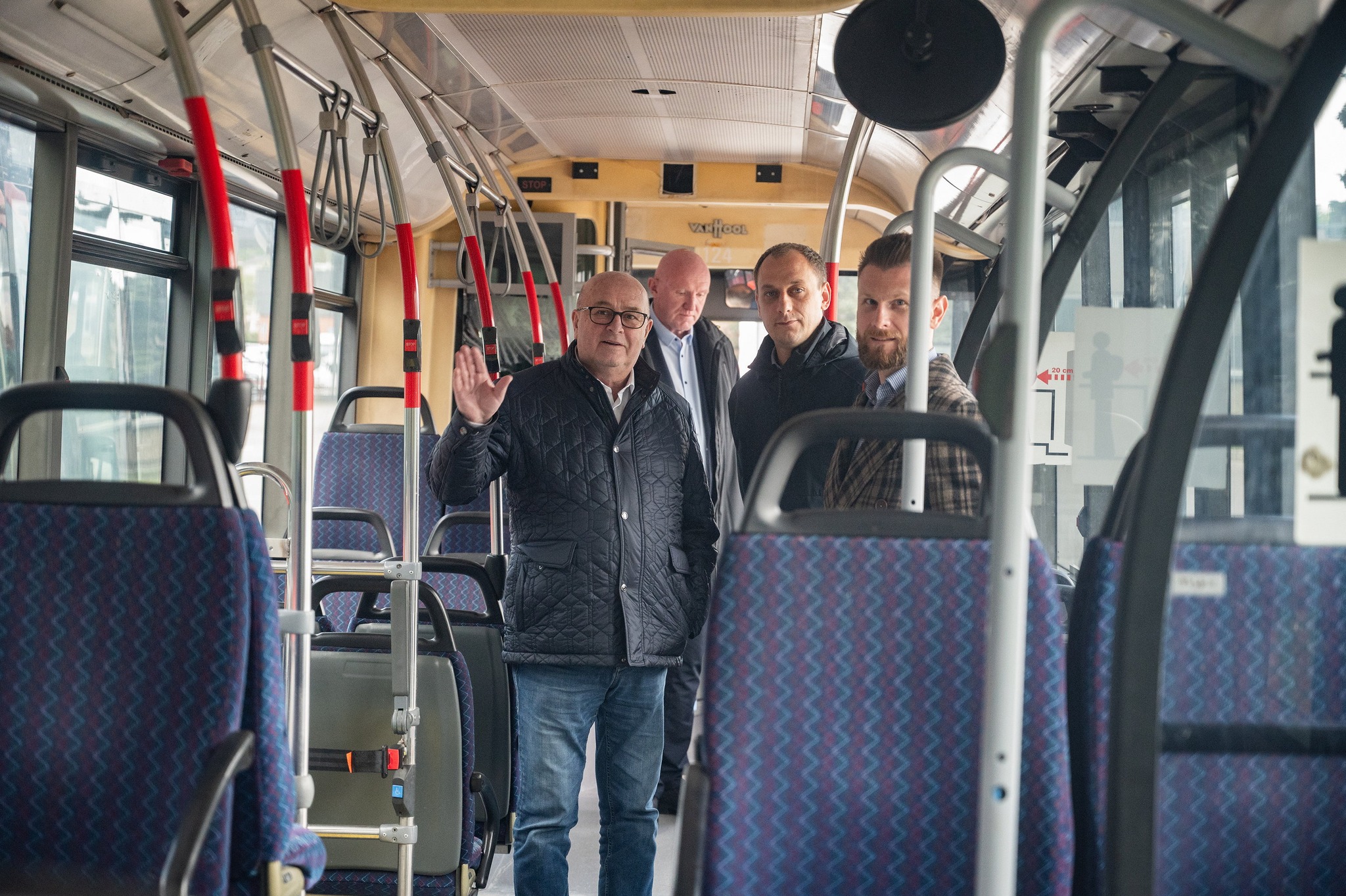 Каунас передает Харькову 5 автобусов Van Hool. Фото: facebook/kaunosavivaldybe