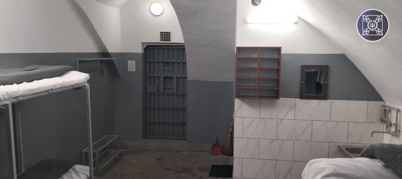 У Харківському СІЗО відремонтували транзитний блок для засуджених. Фото: facebook/khadptspress