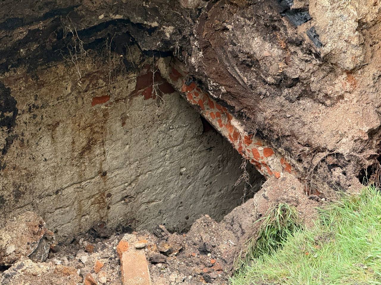 Підземні ходи в сквері "Стрілка" не мають історичної цінності. Фото: Харківська міськрада