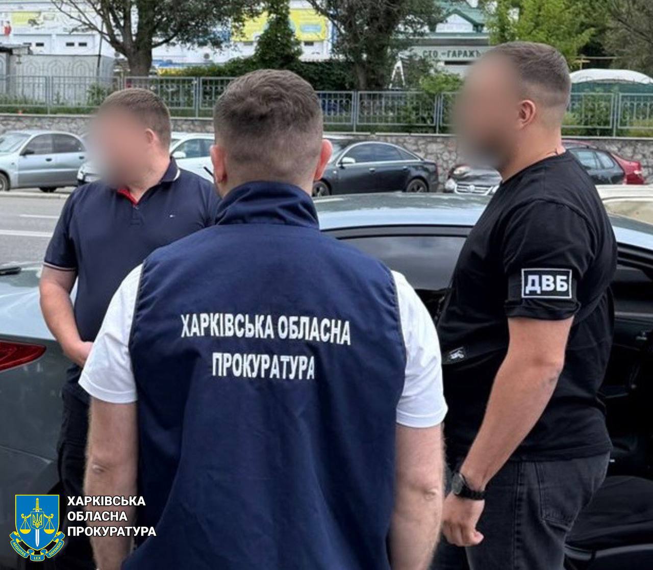 У Харкові автоінструктор здав іспит замість жінки за 10 тисяч гривень. Фото: Харківська облпрокуратура