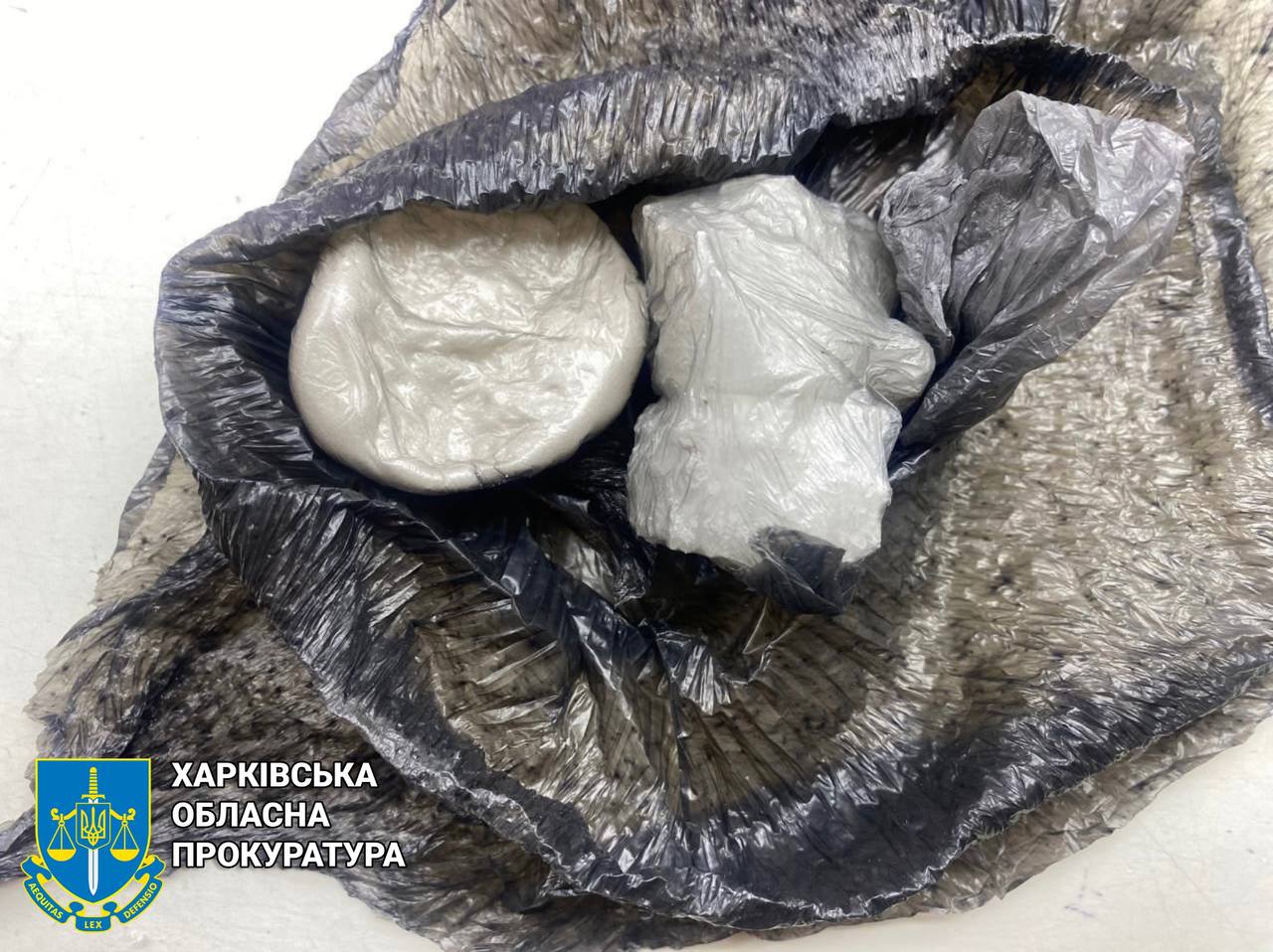 Ліквідовано міжрегіональну групу, яка продавала метадон та димедрол. Фото: Харківська облпрокуратура