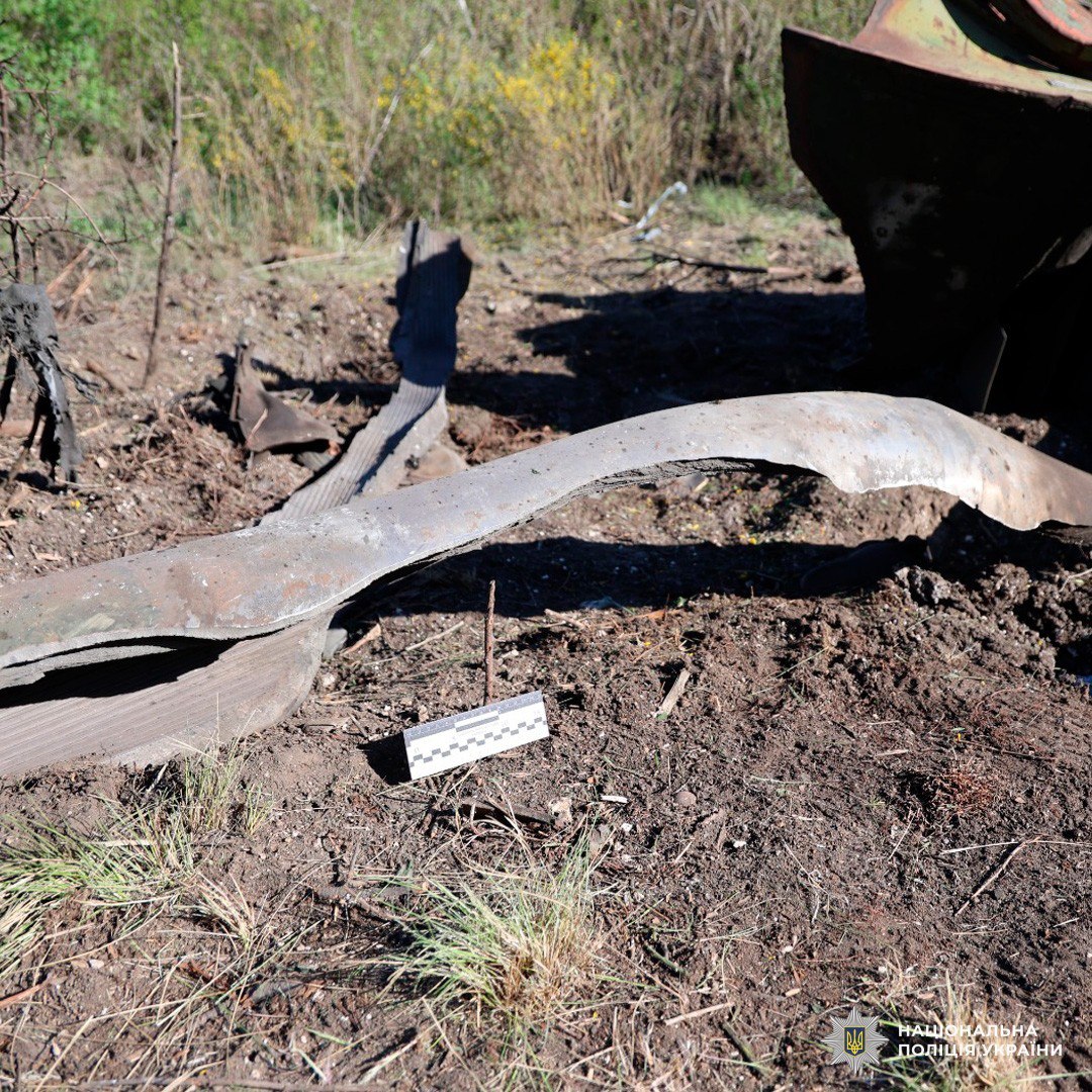 Под Харьковом двое мужчин погибли, разбирая русскую артустановку. Фото: Нацполиция