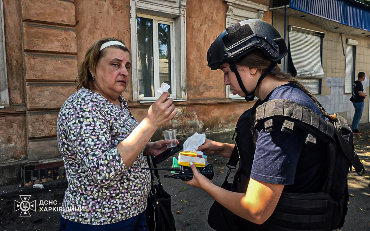Харків знову під ударом БпЛА: є прильоти у житлових масивах міста. Фото: ДСНС