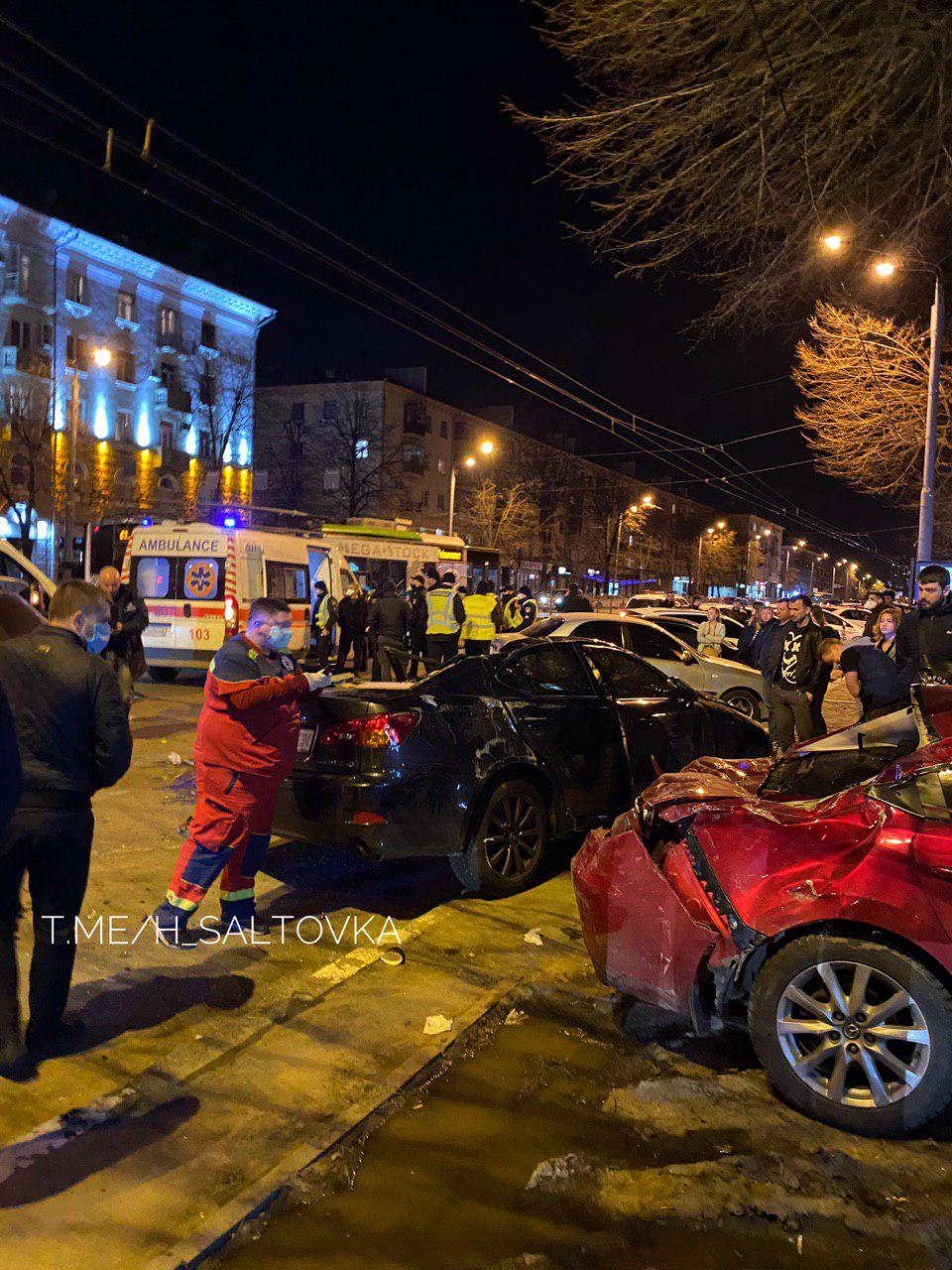Пятеро пострадавших: на Научной &mdash; крупная авария с участием полиции фото 4 3