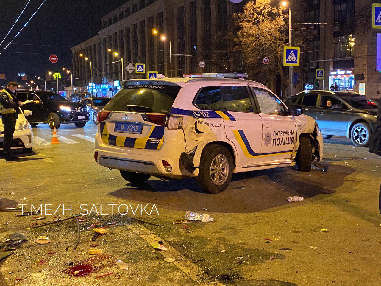 Пятеро пострадавших: на Научной &mdash; крупная авария с участием полиции фото 2 1