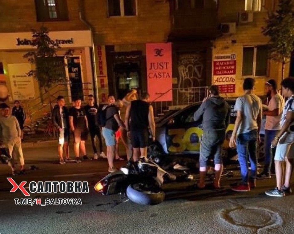 На Пушкинской погиб мотоциклист. Фото: ХС