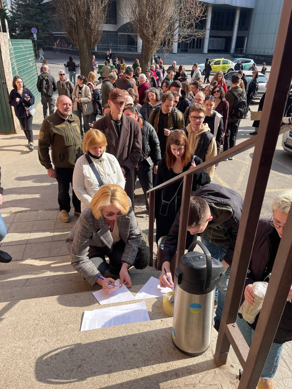 Скандальное строительство возле 