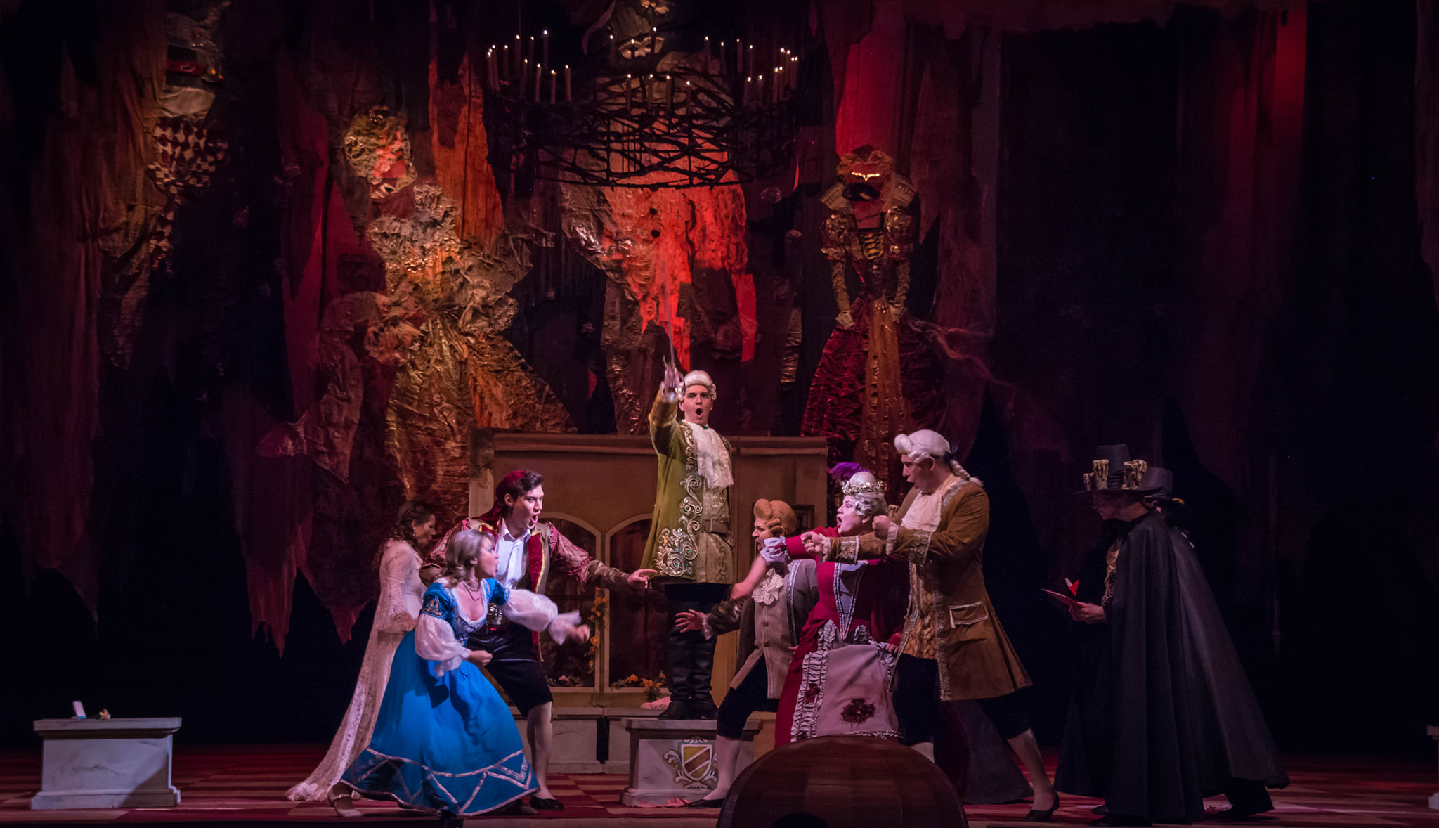 Опера "Свадьба Фигаро".