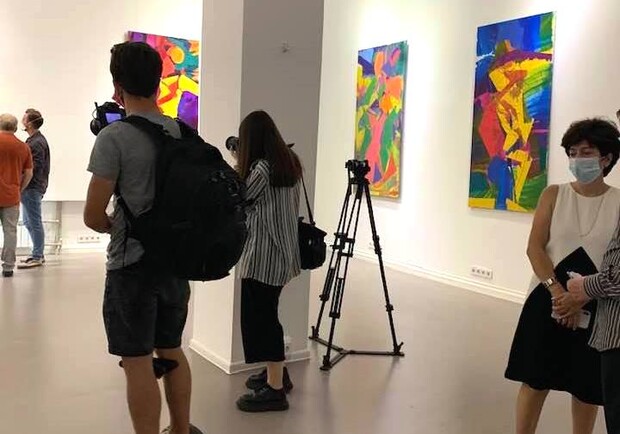 Выставка “Фигуры”