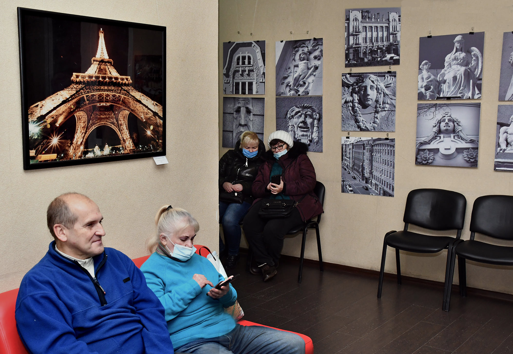 Выставка фото "Города Зинаиды Серебряковой".