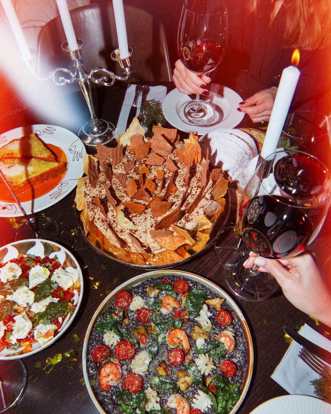 Кофейный наполеон и праздничное ризотто с морепродуктами.