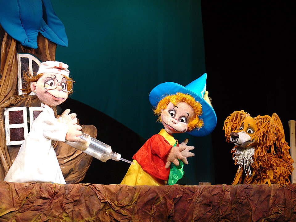 Спектакль "Приключения Незнайки"