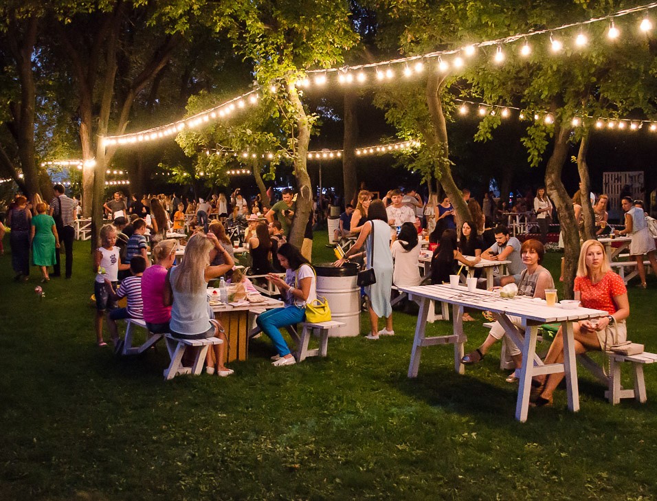 Фестиваль "Поколение 2000-х", ярмарка еды, день рождение парка Горького: куда пойти на выходных в Харькове фото 9 8
