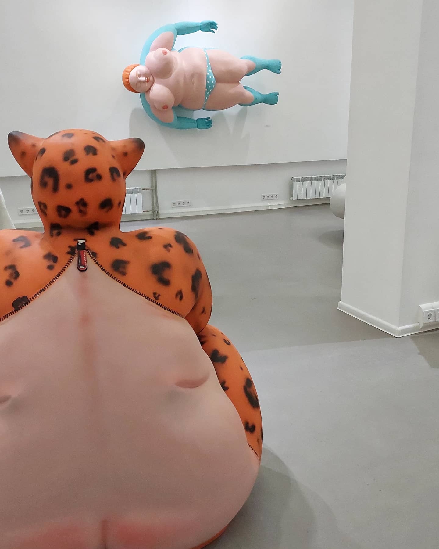 Выставка Татьяны Альбицкой-Костомаровой "Ожерелье".