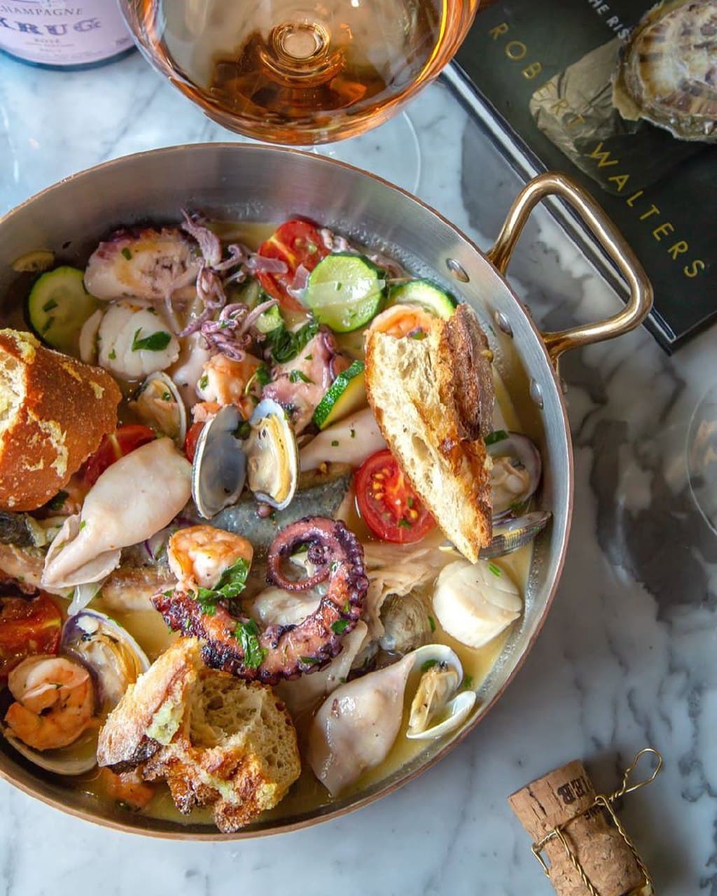 Лучший рыбный ресторан 2020. Фото: Catch Seafood Restaurant/instagram