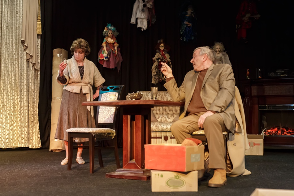 Спектакль "Two-Step на чемоданах"