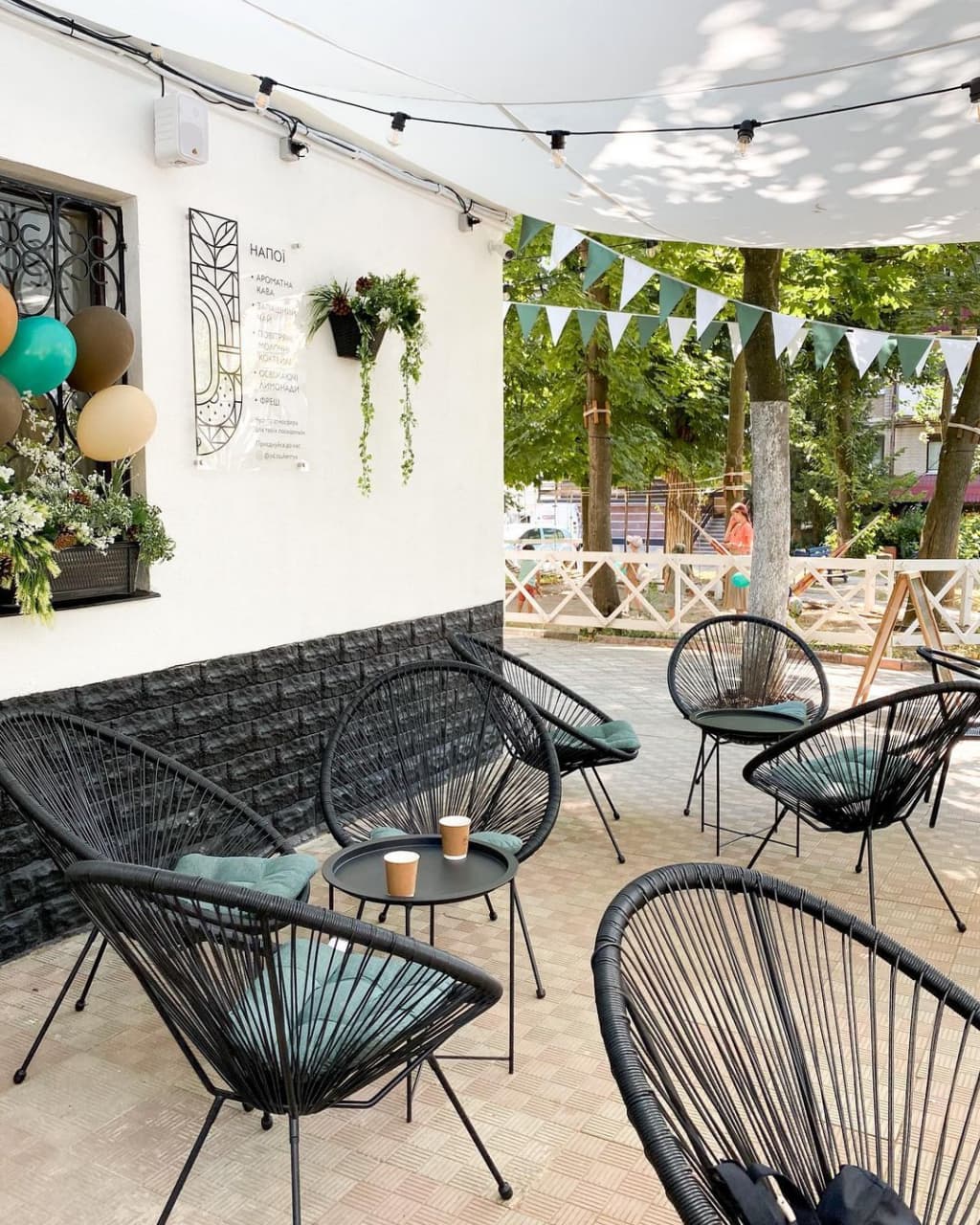 Йоль на Есенина. Новые кафе Харькова 2021.