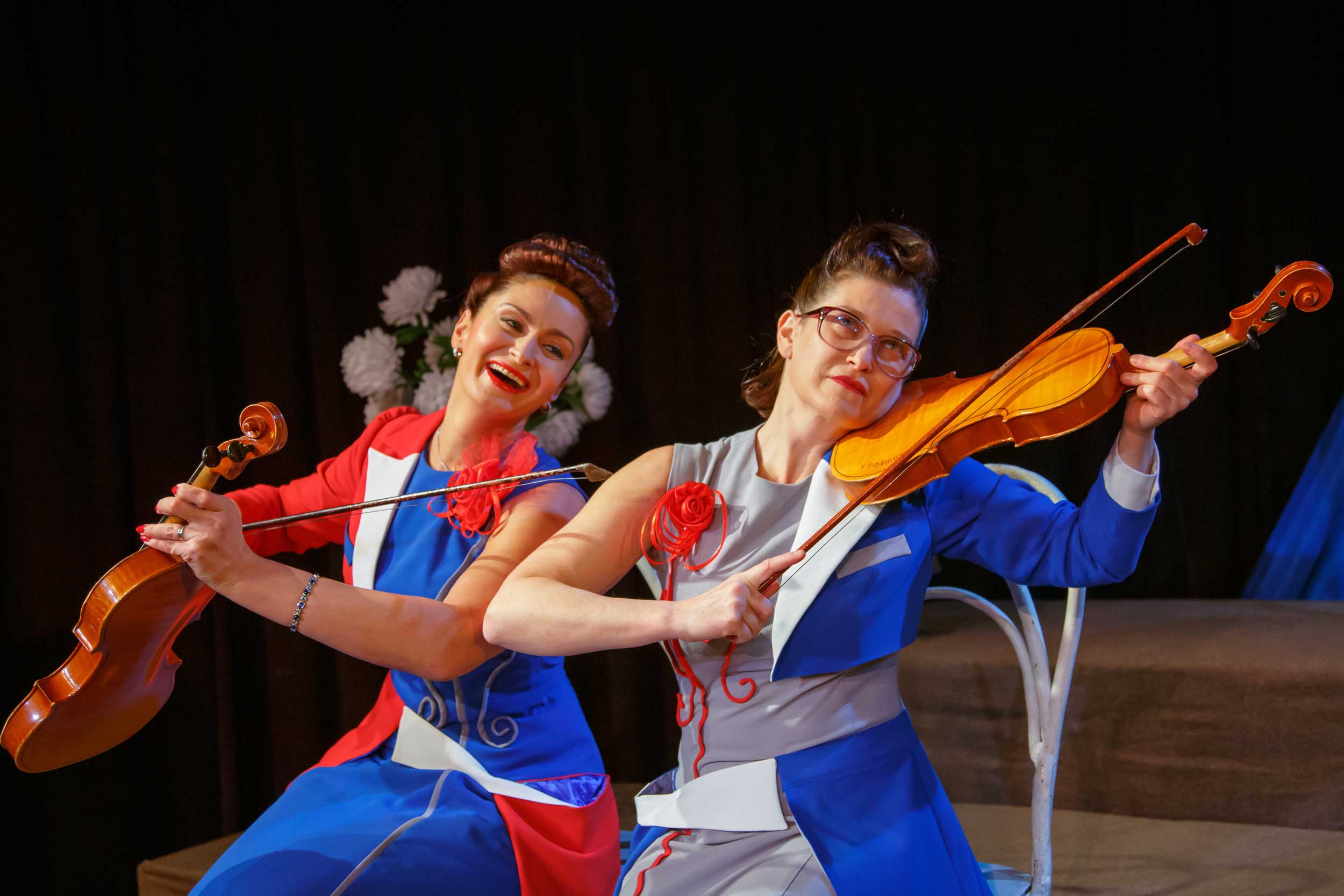 Мюзикл-шоу, мартовский девичник, экскурсия на ретро-трамвае: куда пойти на выходных в Харькове фото 14 13