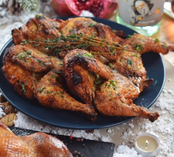 Баранья нога и вегетарианская шуба: какие новогодние блюда в Харькове можно заказать из ресторанов с доставкой  фото 9 8