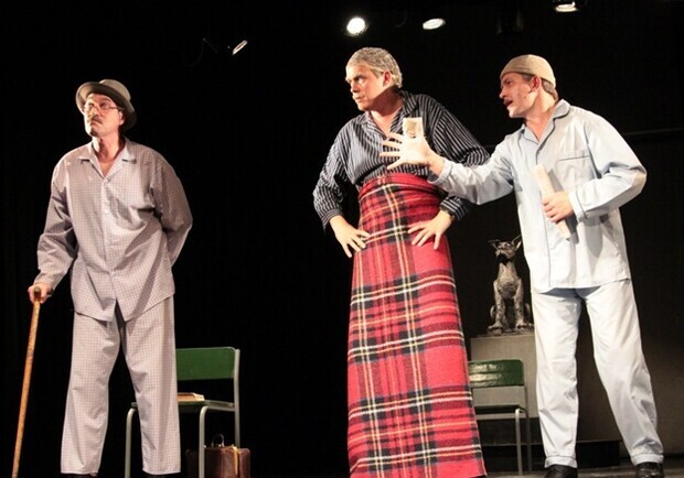 "Мужчины, способные на это" в Locus Ludi